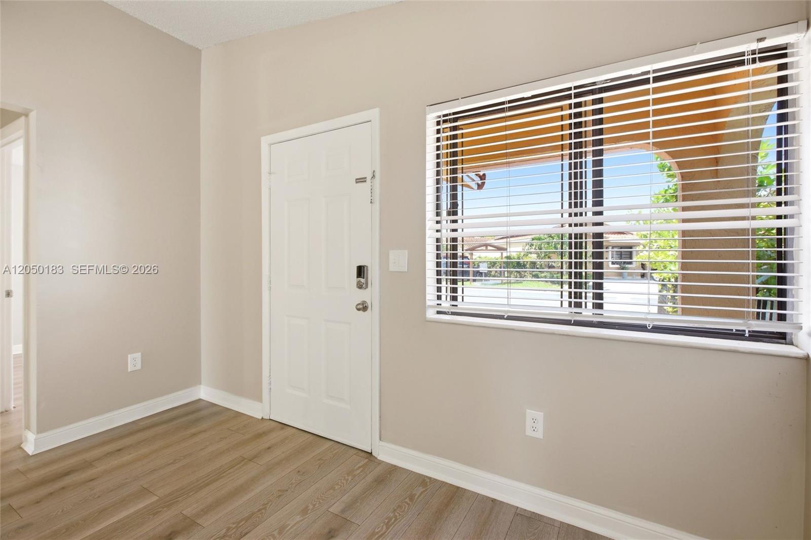 2555 W 65th St, Hialeah FL 33016 photo 5