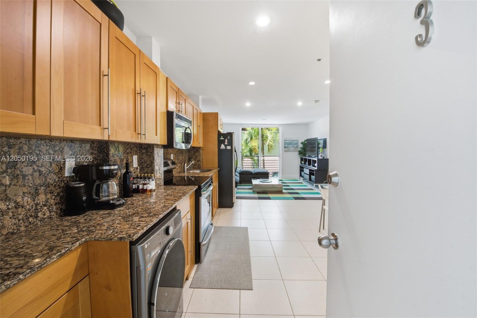 945 Michigan Ave # 3, Miami Beach FL 33139 photo 3