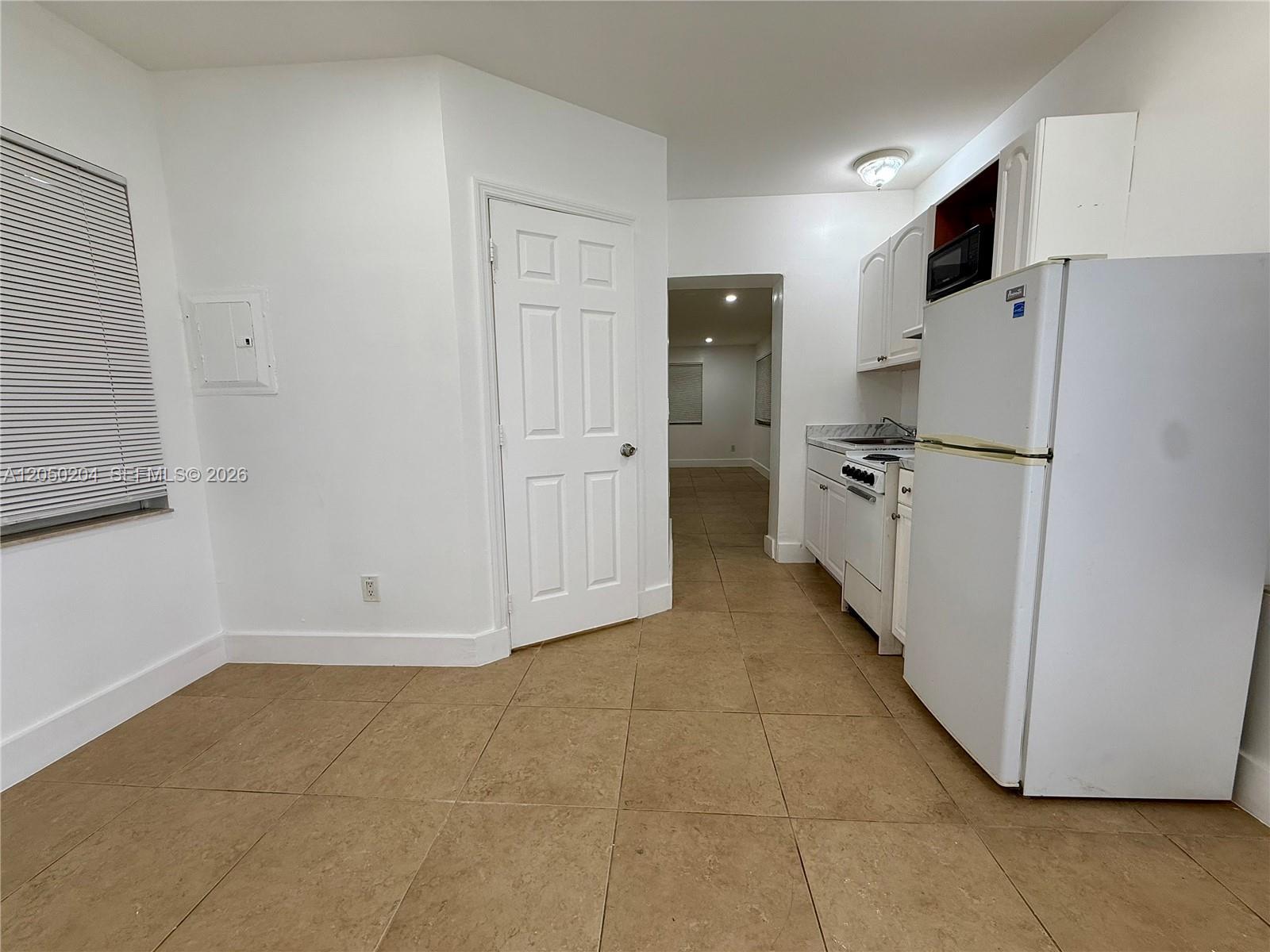 427 NE 62nd St # 14, Miami FL 33138 photo 2