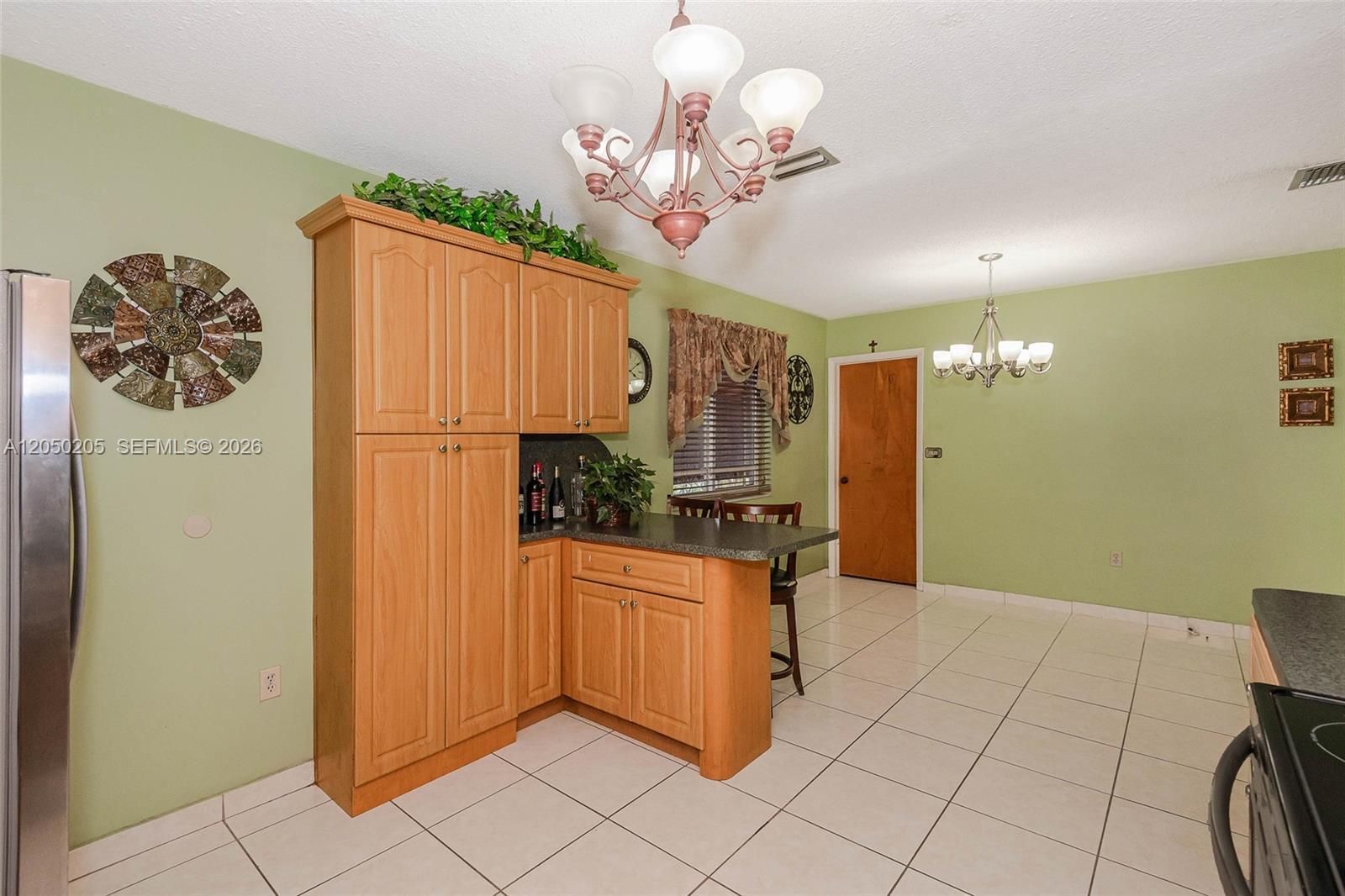 271 E 17th St, Hialeah FL 33010 photo 5