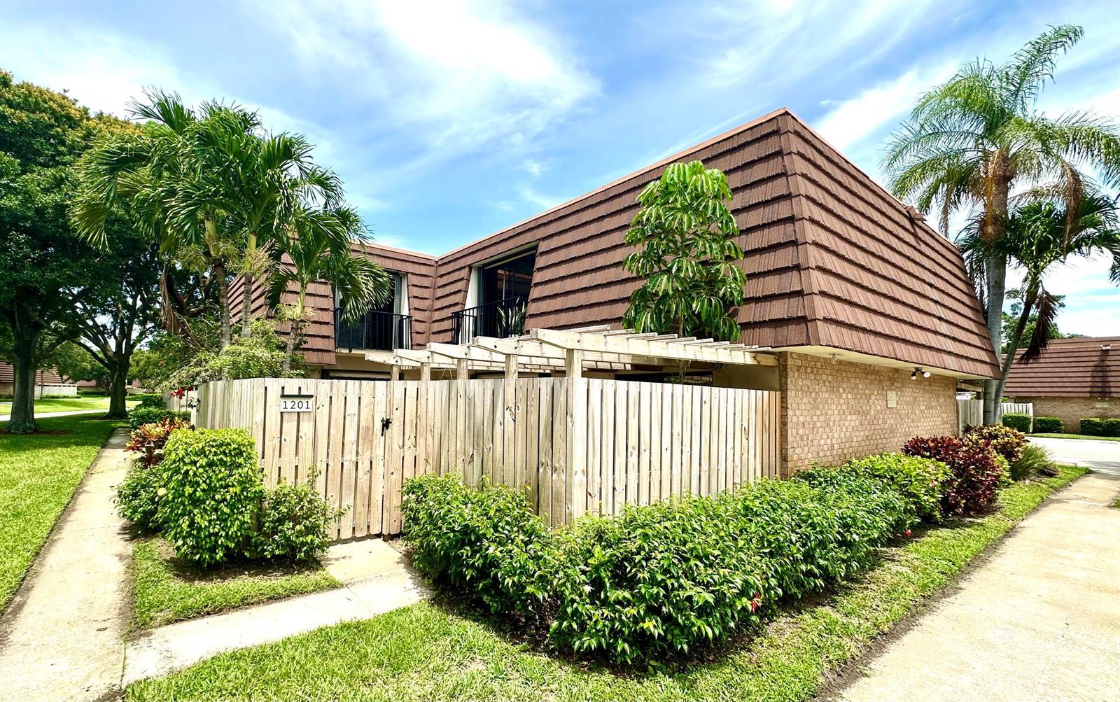 1201 12th Lane, Palm Beach Gardens FL 33418