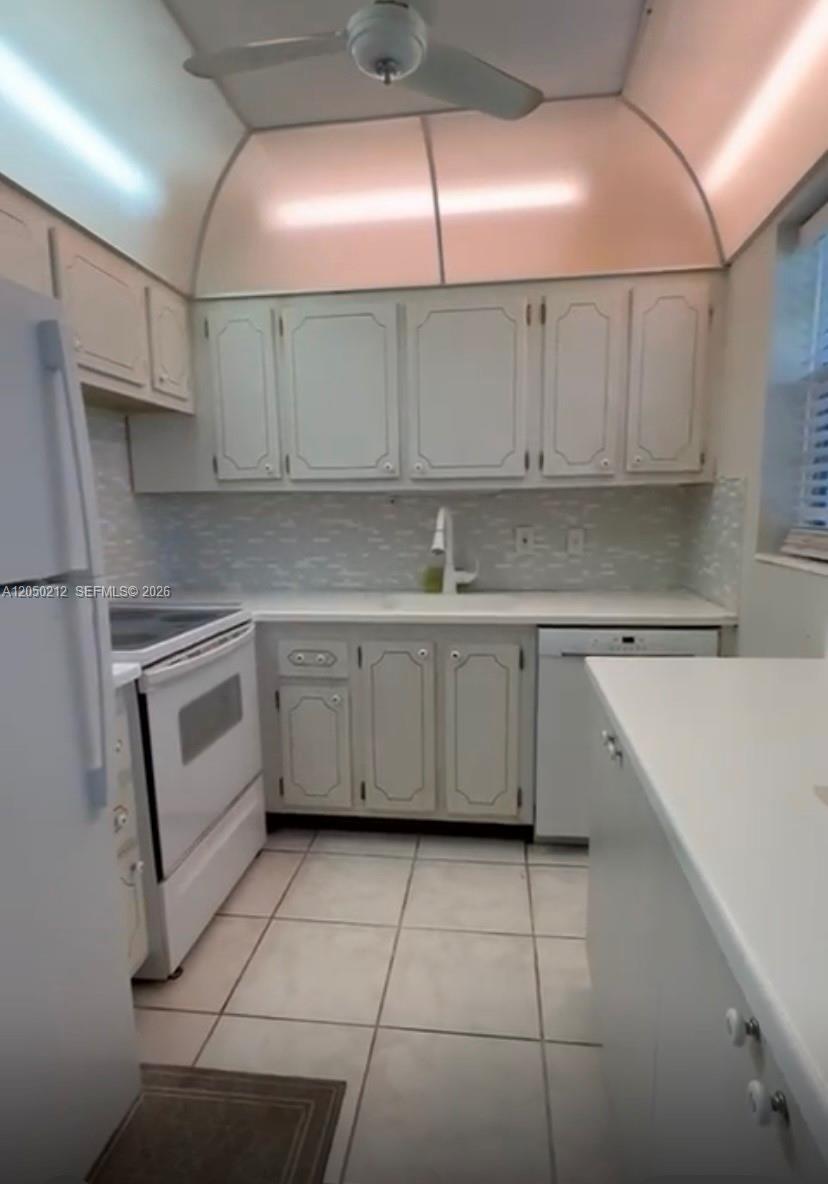 573 E Durham U # 573, Deerfield Beach FL 33442 photo 2
