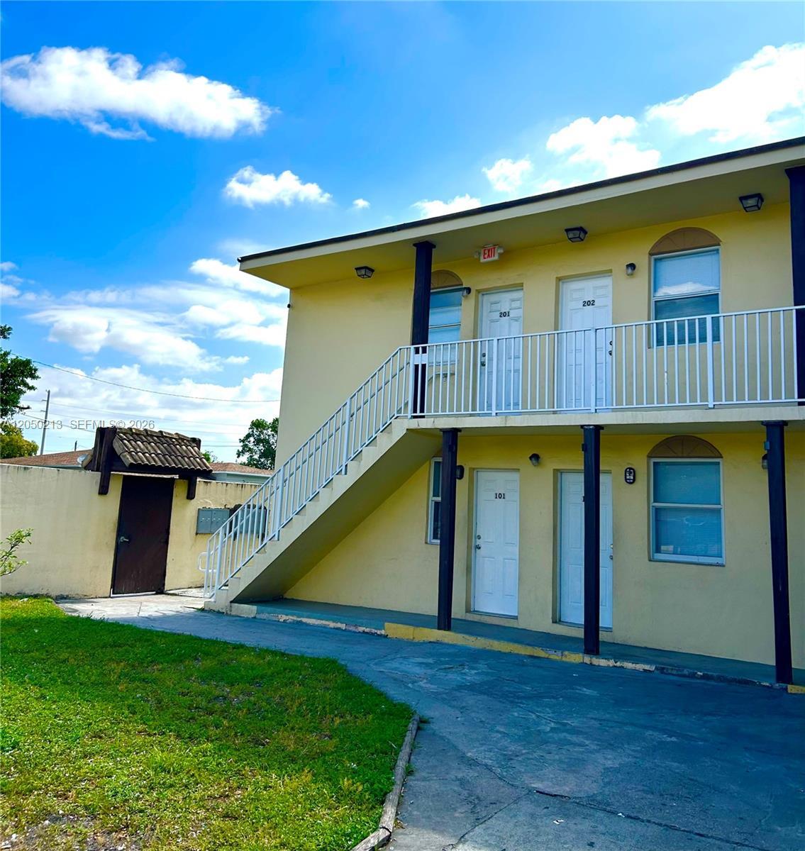 6415 NW 17th Ave # 102, Miami FL 33147