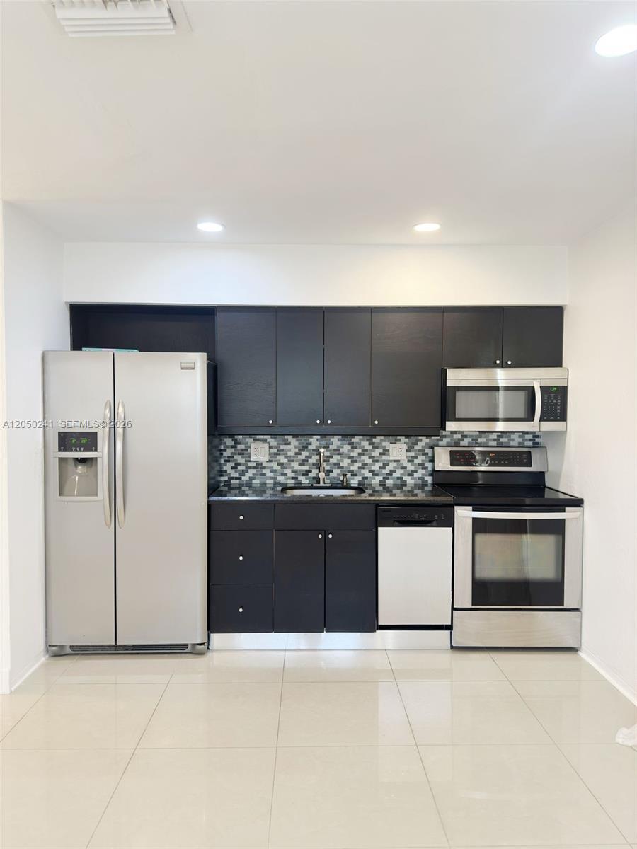 317 Hendricks Isle # 1, Fort Lauderdale FL 33301 photo 3