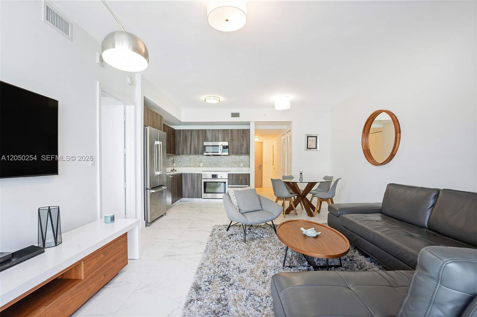 488 NE 18th St # 3903, Miami FL 33132 photo 3