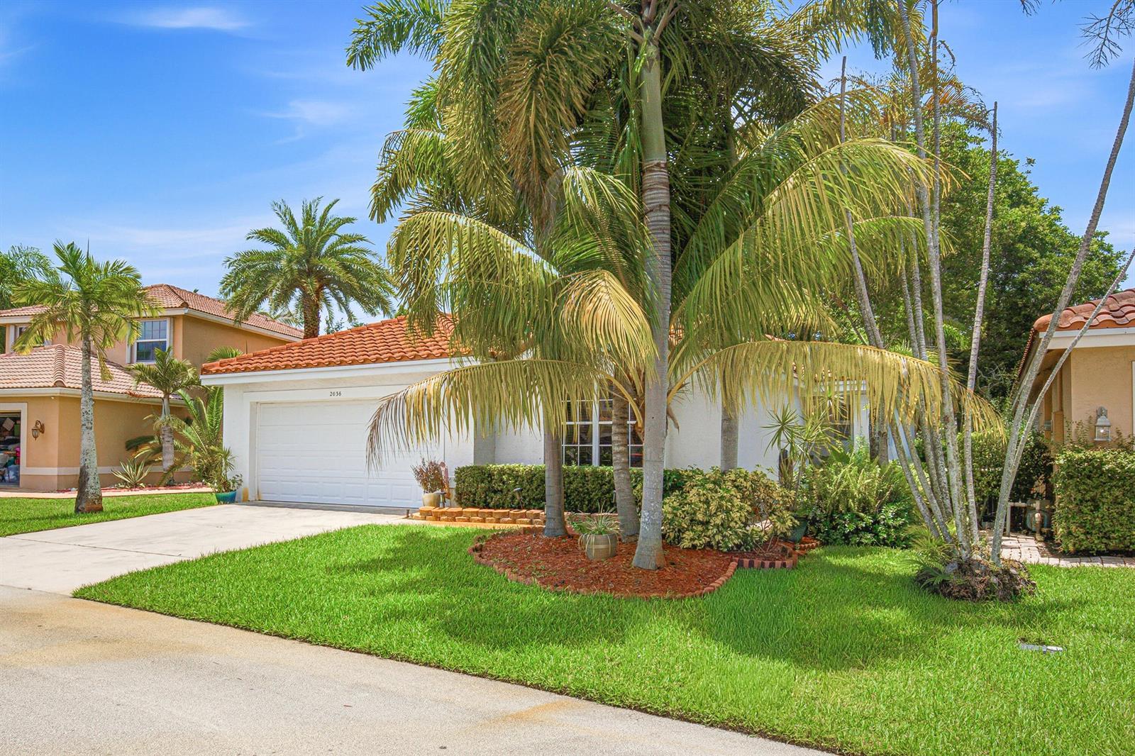 2036 NW 183rd Circle, Pembroke Pines FL 33029 photo 4