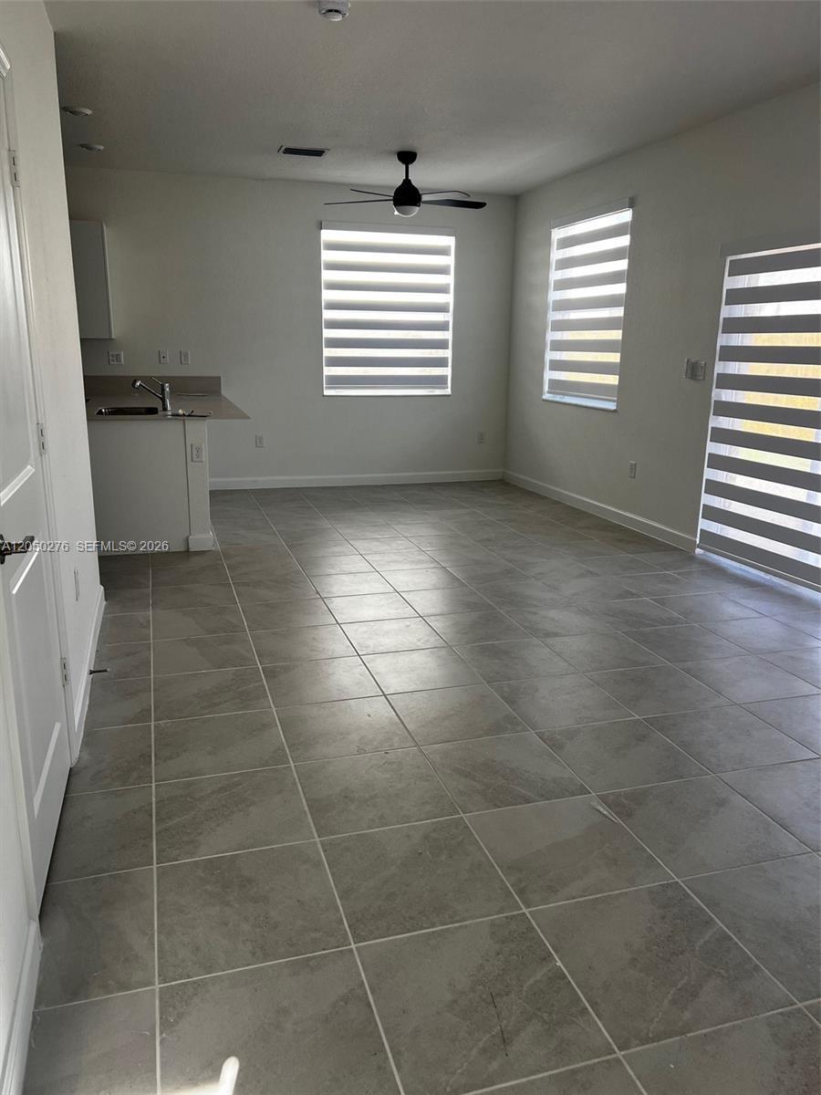 2651 SE 24th Dr, Homestead FL 33035 photo 2