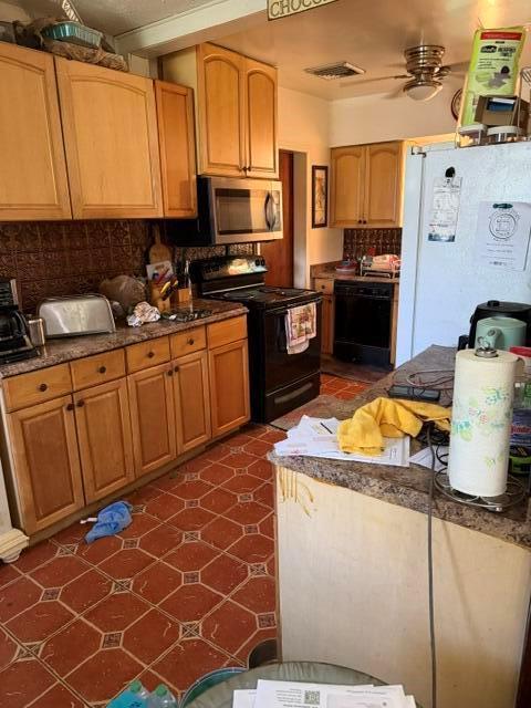 1054 Trinidad Avenue, Fort Pierce FL 34982 photo 2