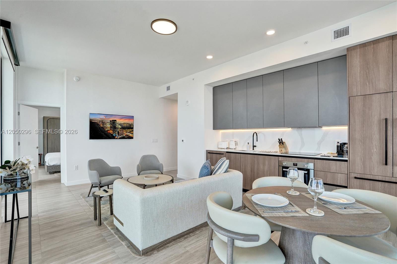 580 72nd St # 2102, Miami Beach FL 33141 photo 5