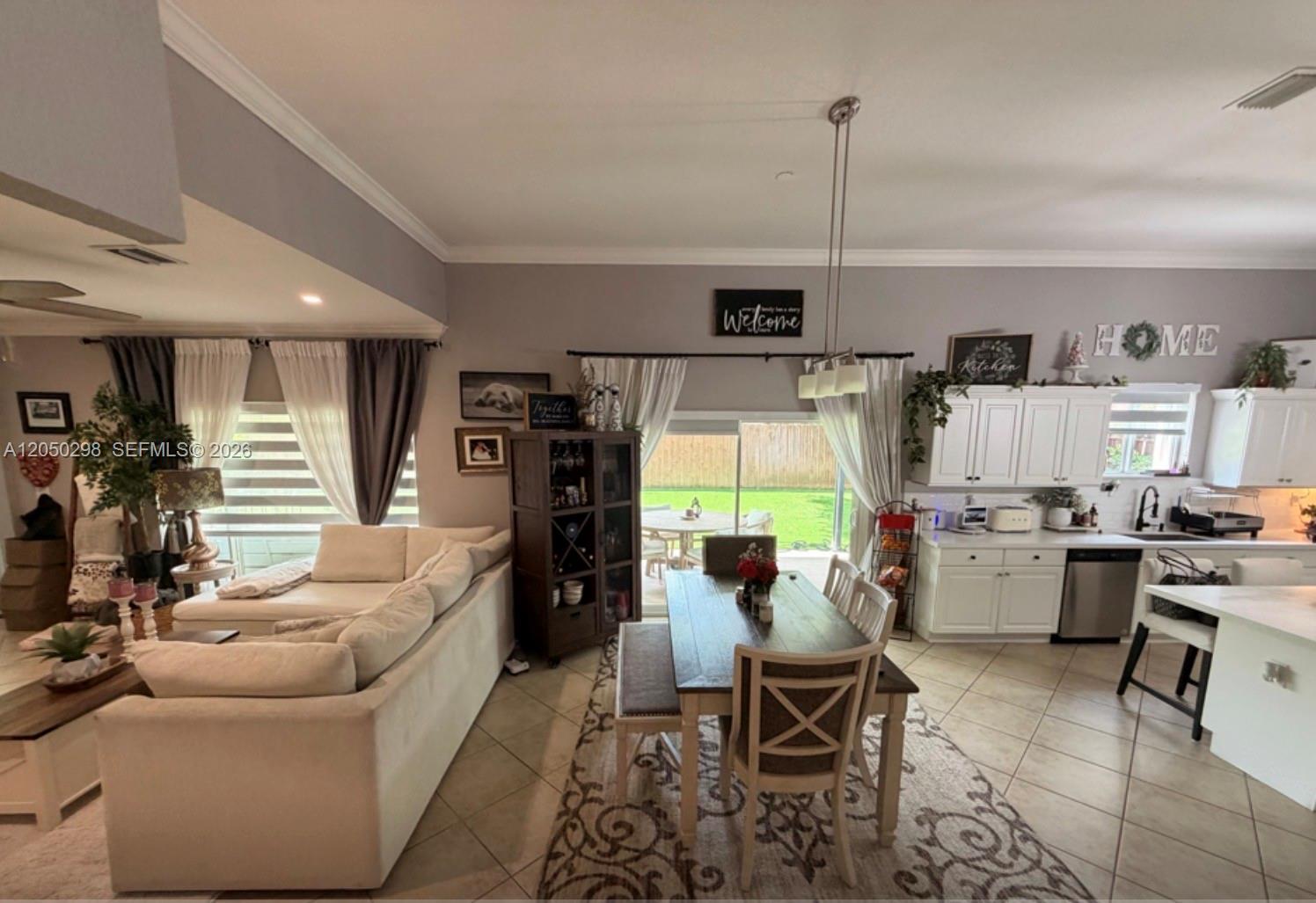 2116 NE 38th Rd, Homestead FL 33033 photo 3