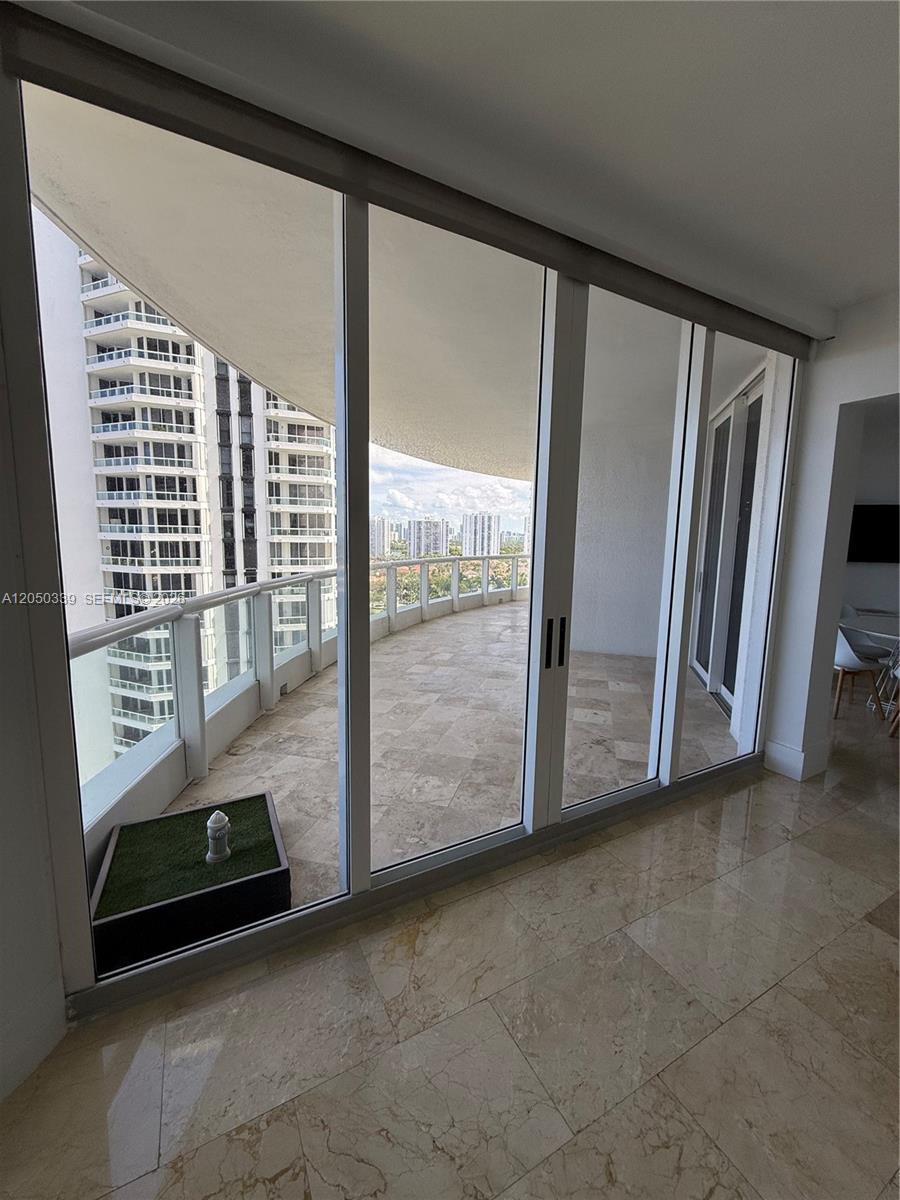 21200 Point Pl # 1403, Aventura FL 33180 photo 5