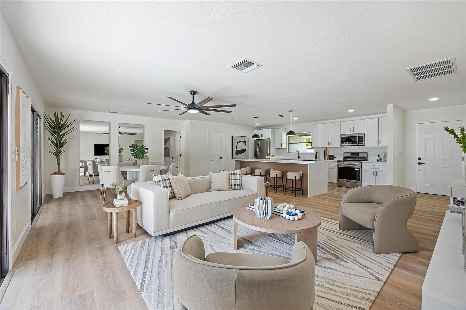 621 NE Town Terrace, Jensen Beach FL 34957 photo 3