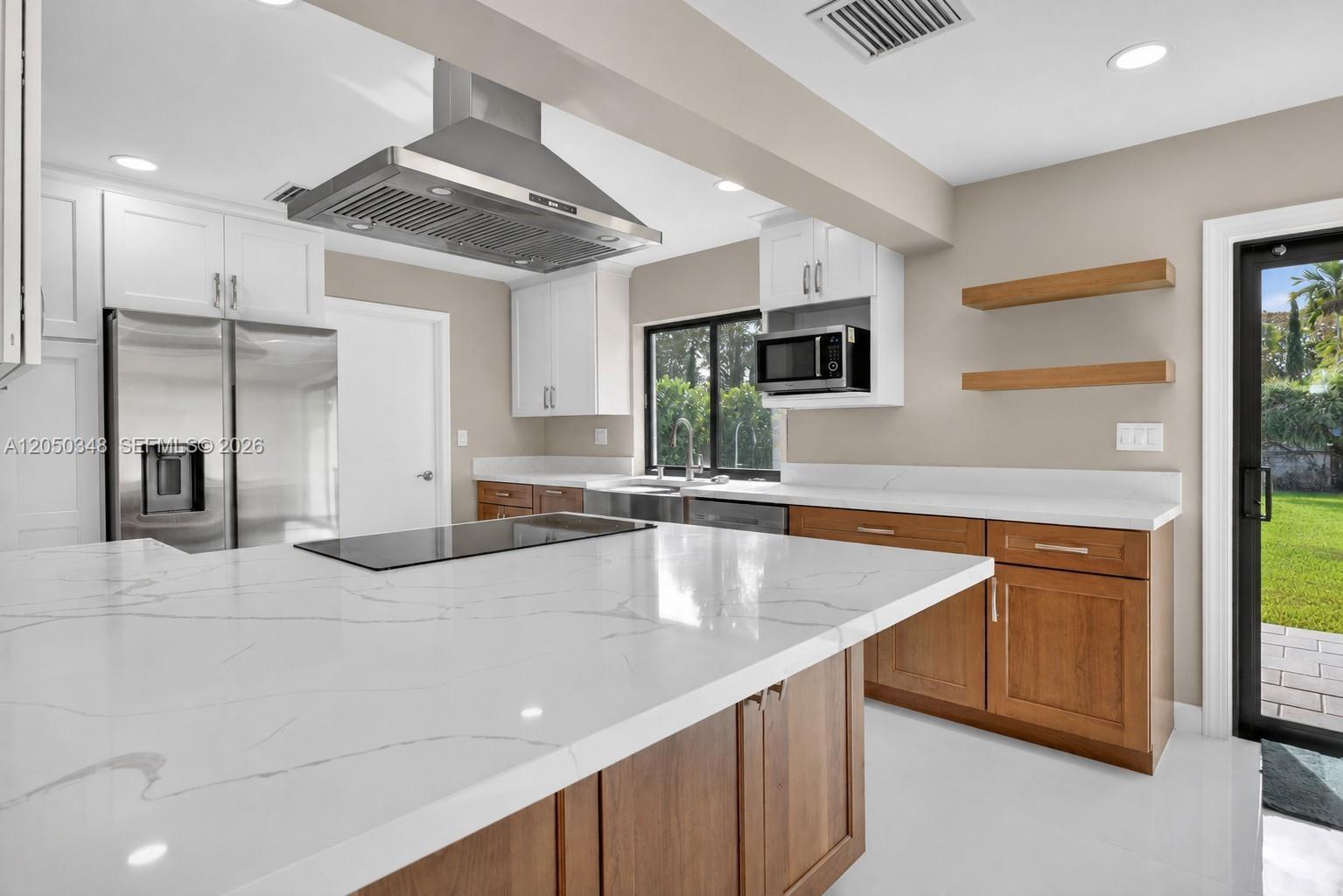 8024 SW 91st Ave, Miami FL 33173 photo 2