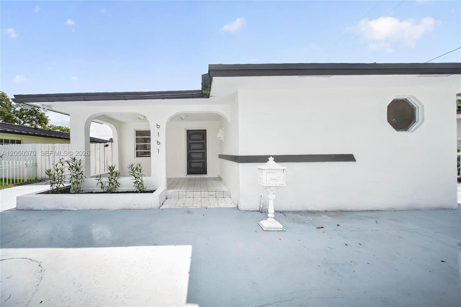 6161 E 4th Ave, Hialeah FL 33013 photo 5