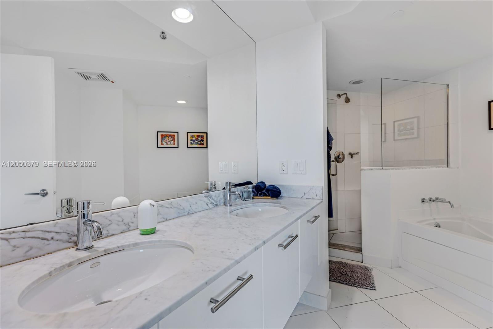 55 SE 6th ST # 3807, Miami FL 33131 photo 5