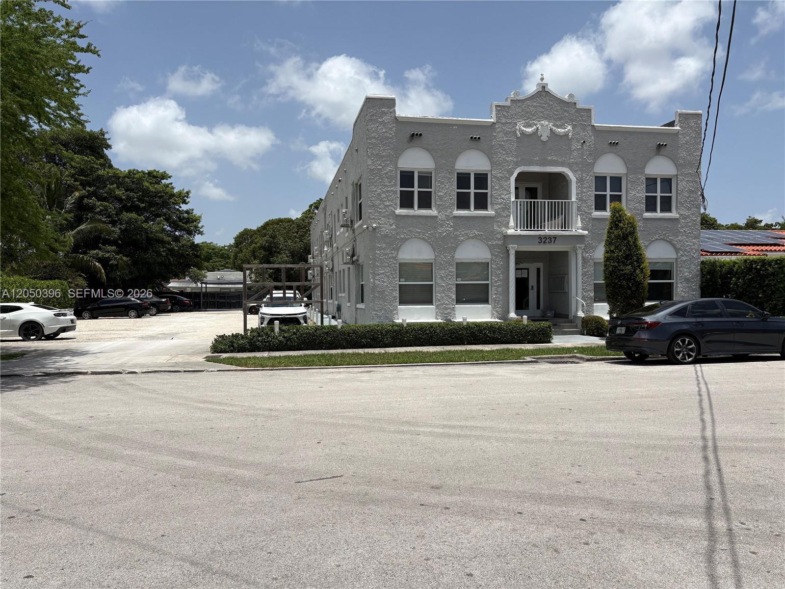3237 SW 4th St # 5, Miami FL 33135