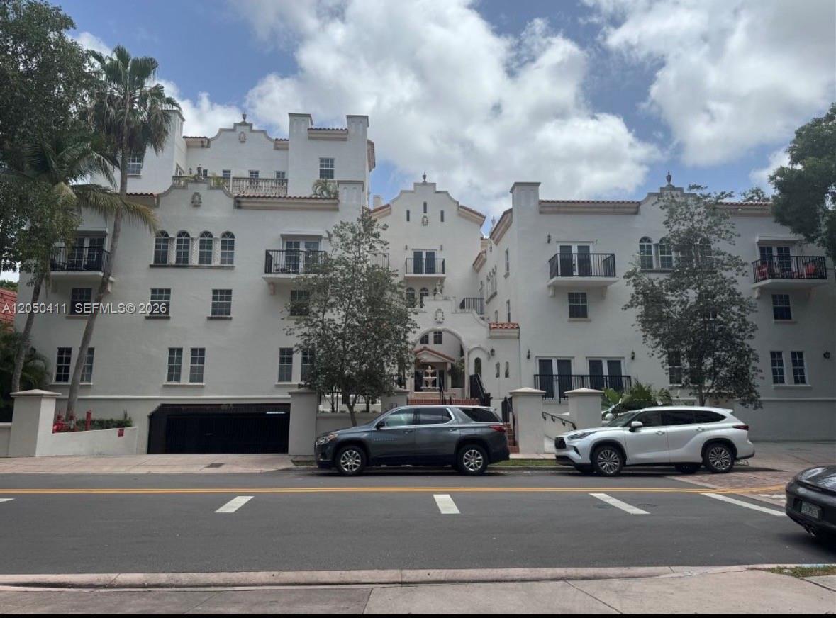 323 Navarre Ave # 203, Coral Gables FL 33134 photo 2