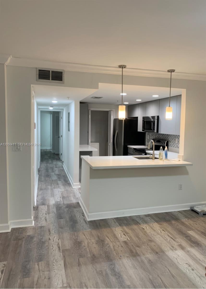 323 Navarre Ave # 203, Coral Gables FL 33134 photo 5