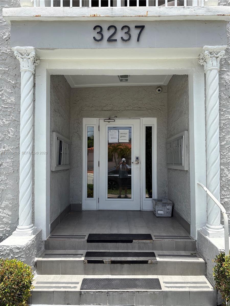 3237 SW 4th St # 2, Miami FL 33135 photo 2