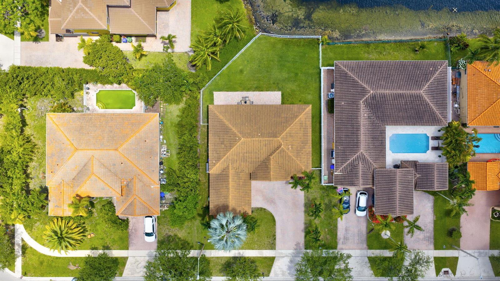 16483 NW 12th Street, Pembroke Pines FL 33028 photo 3