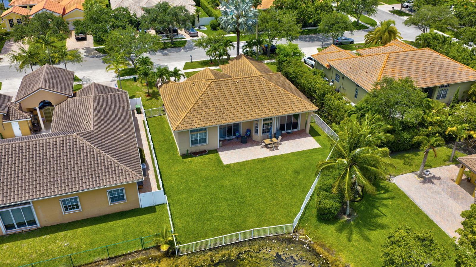 16483 NW 12th Street, Pembroke Pines FL 33028 photo 4