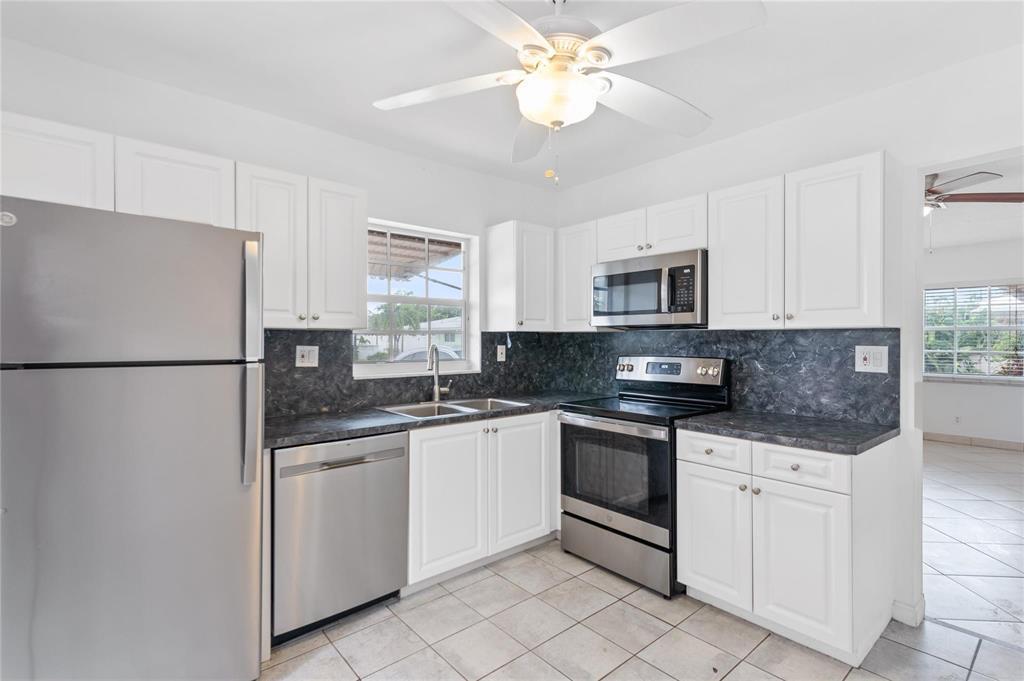 242 Neptune Avenue # 2, Lauderdale By The Sea FL 33308 photo 5