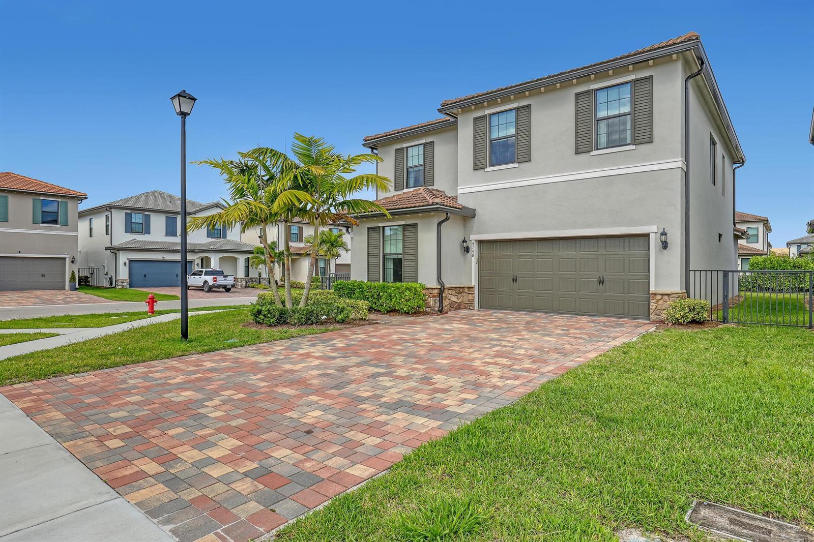 4740 Chantilly, Lake Worth FL 33467 photo 2