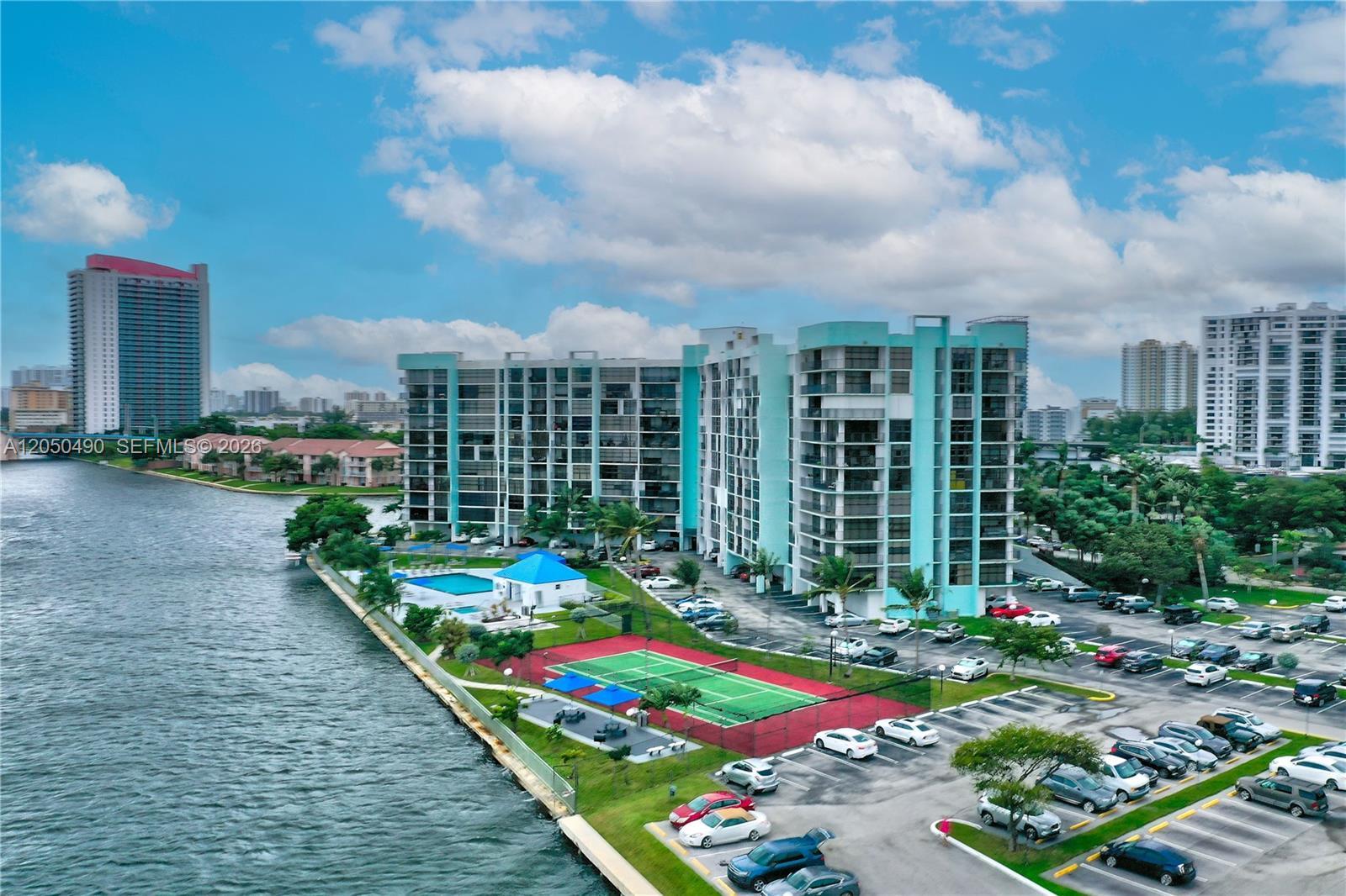 200 E Leslie Dr # 722, Hallandale Beach FL 33009 photo 2