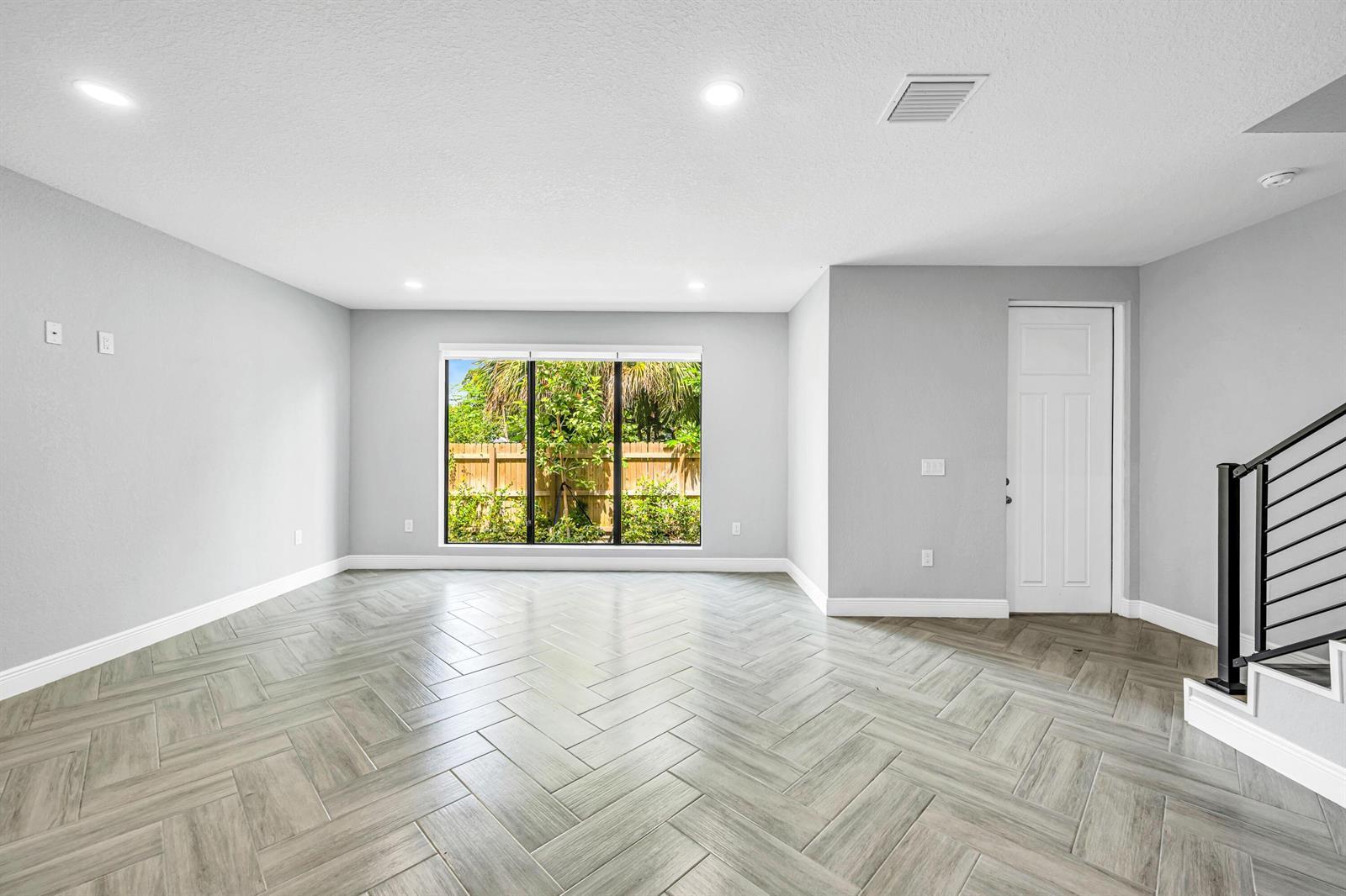 333 NW 41st Street # 337, Oakland Park FL 33309 photo 5