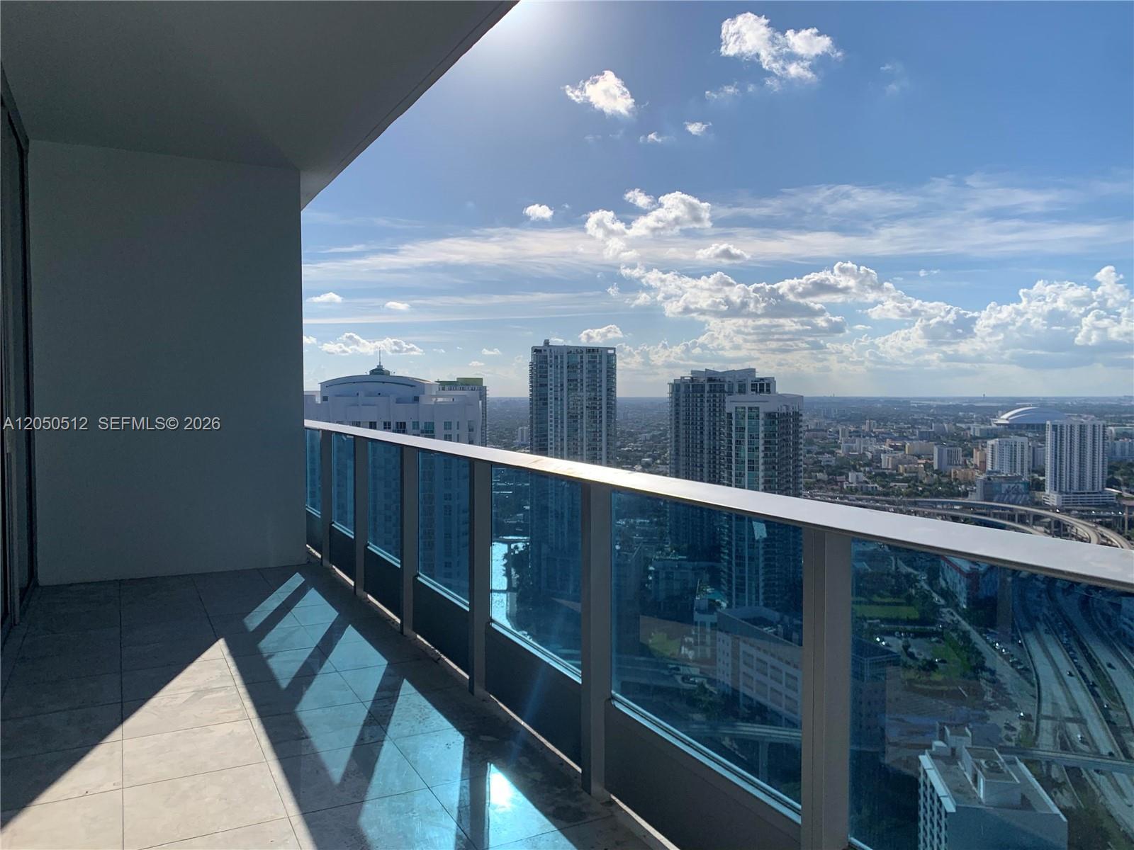 200 Biscayne Boulevard Way # 4412, Miami FL 33131 photo 2