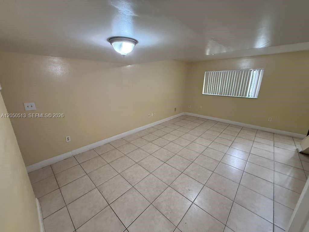 5 Olive Dr # 12, Hialeah FL 33010 photo 4