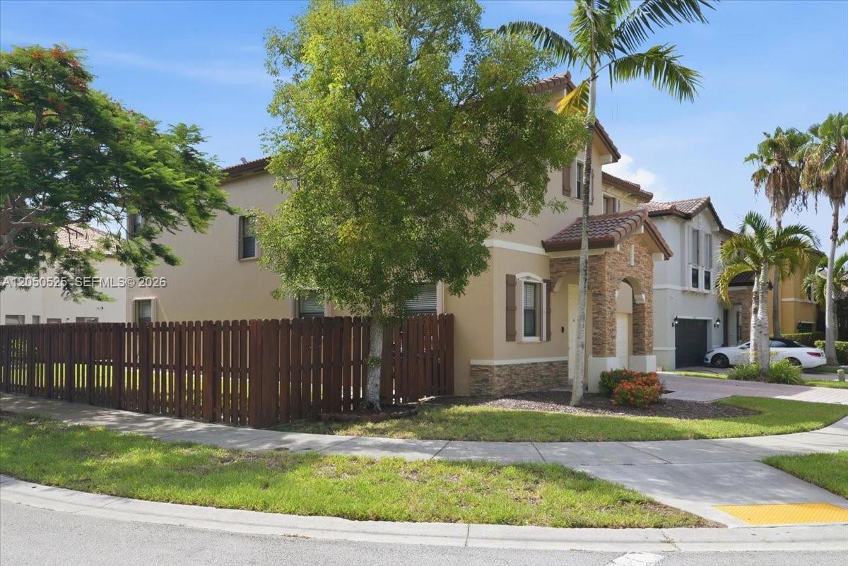 24107 SW 114th Ct, Homestead FL 33032 photo 2