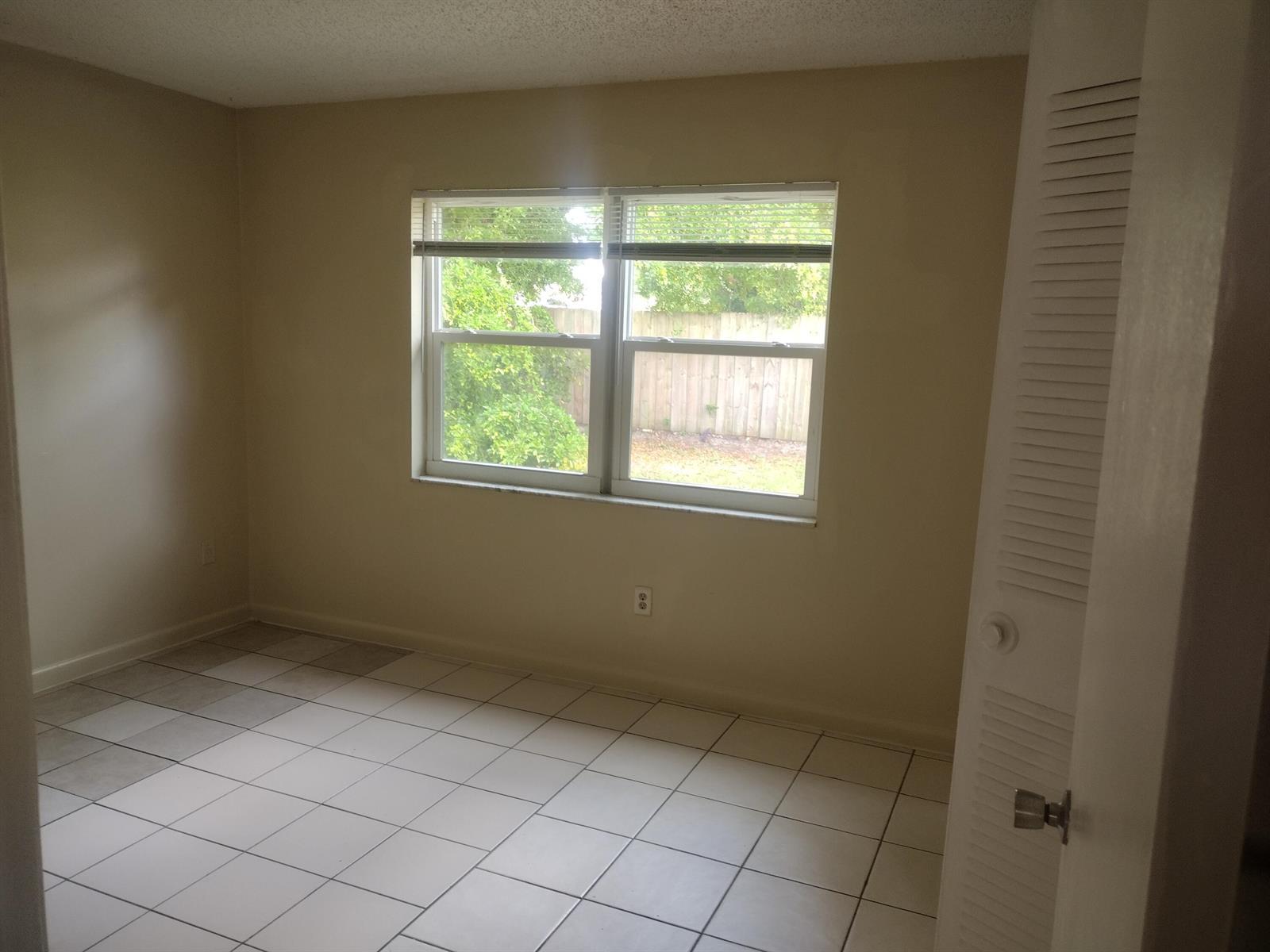 2891 Gulfstream Road, Palm Springs FL 33461 photo 4