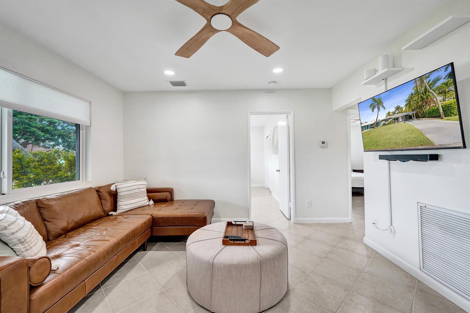 4521 NE 2nd Avenue, Oakland Park FL 33334 photo 4