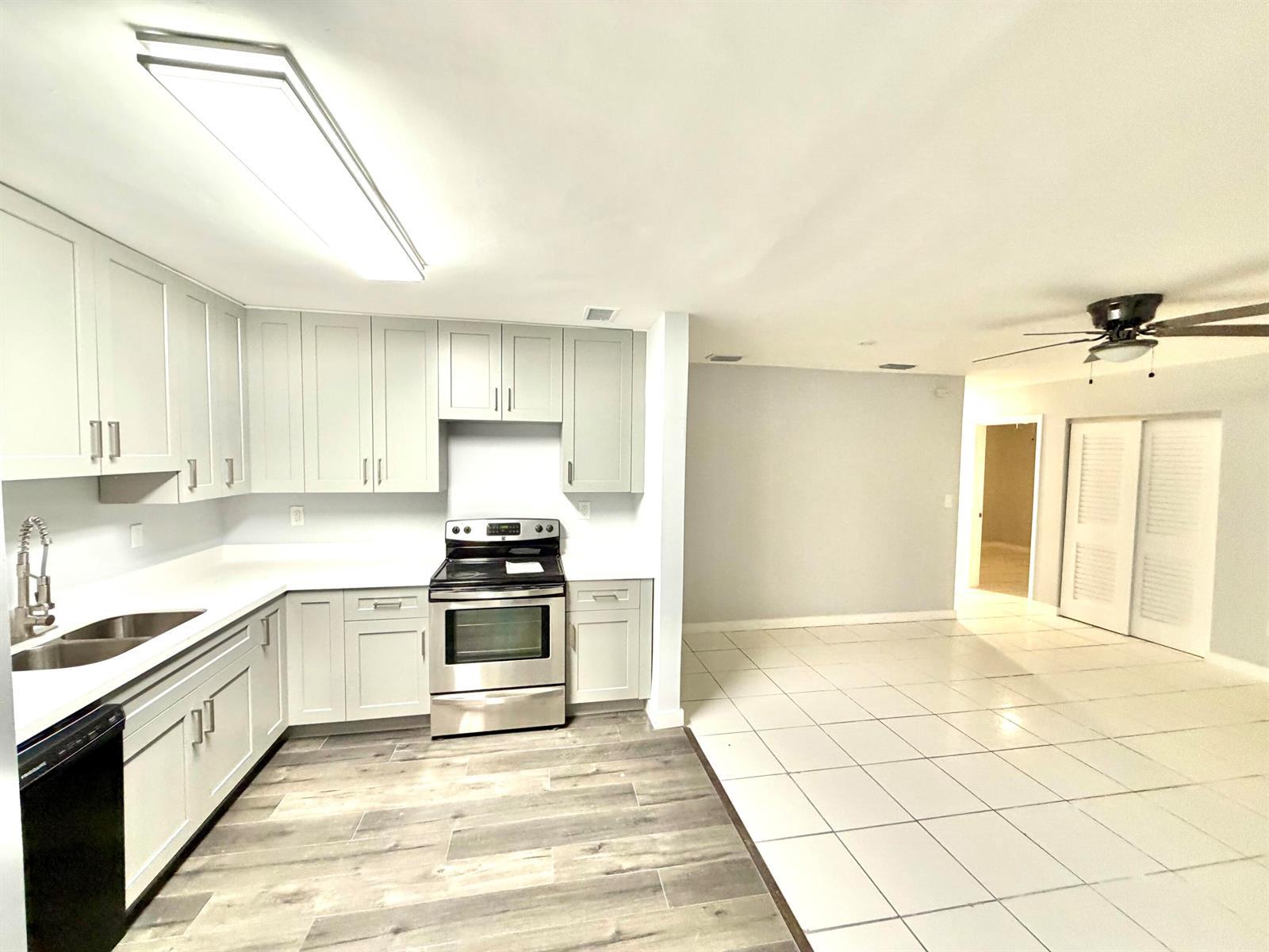 2941 NW 195th Street, Miami Gardens FL 33056 photo 3