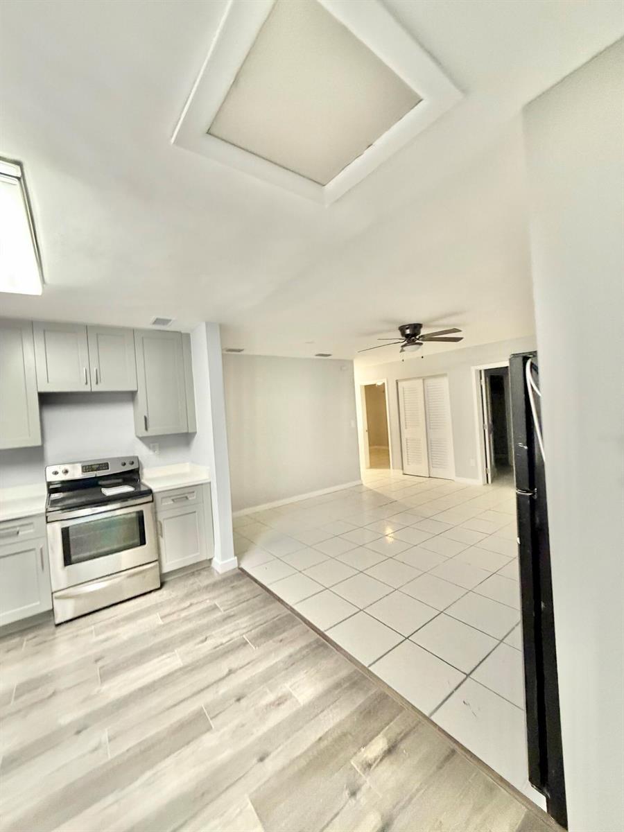 2941 NW 195th Street, Miami Gardens FL 33056 photo 4
