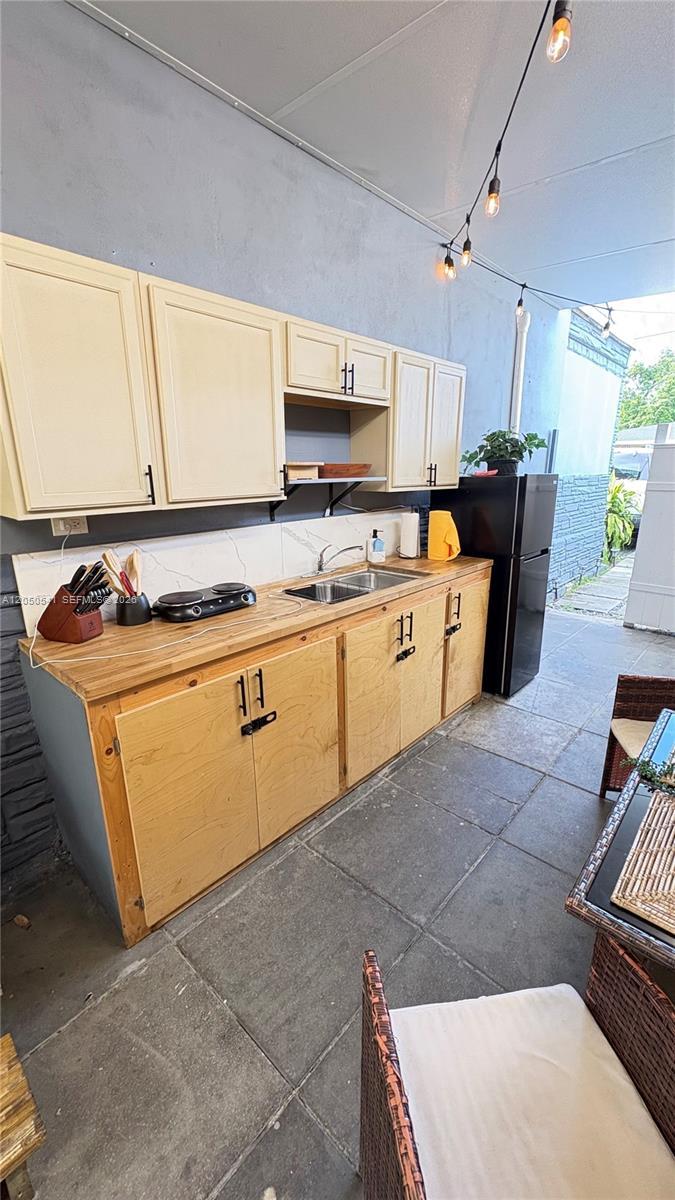 2254 NW NW 3rd Street # 1, Miami FL 33125 photo 3