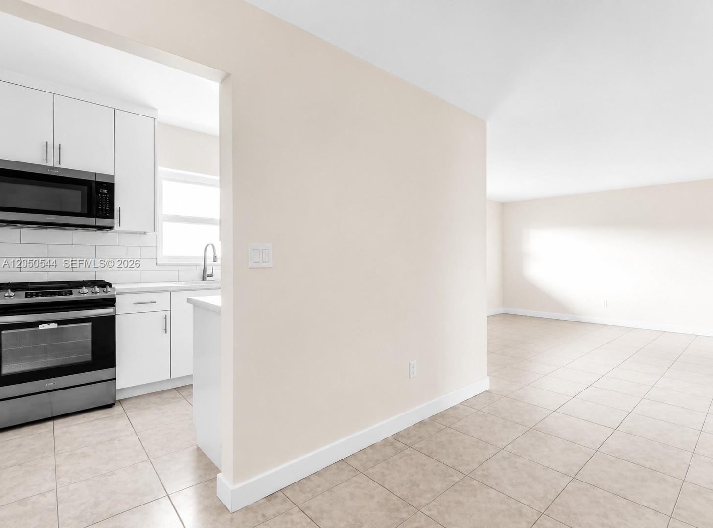 1245 W 24th St # 219, Hialeah FL 33010 photo 4