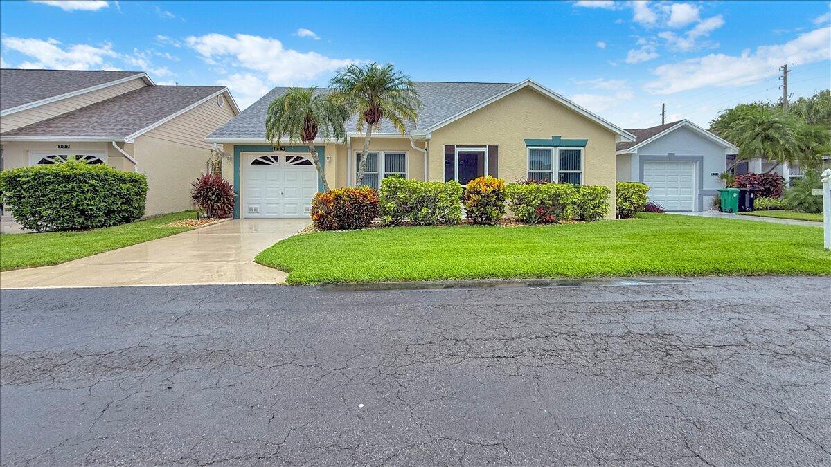 329 NW Tuscany Court, Port St. Lucie FL 34986 photo 2