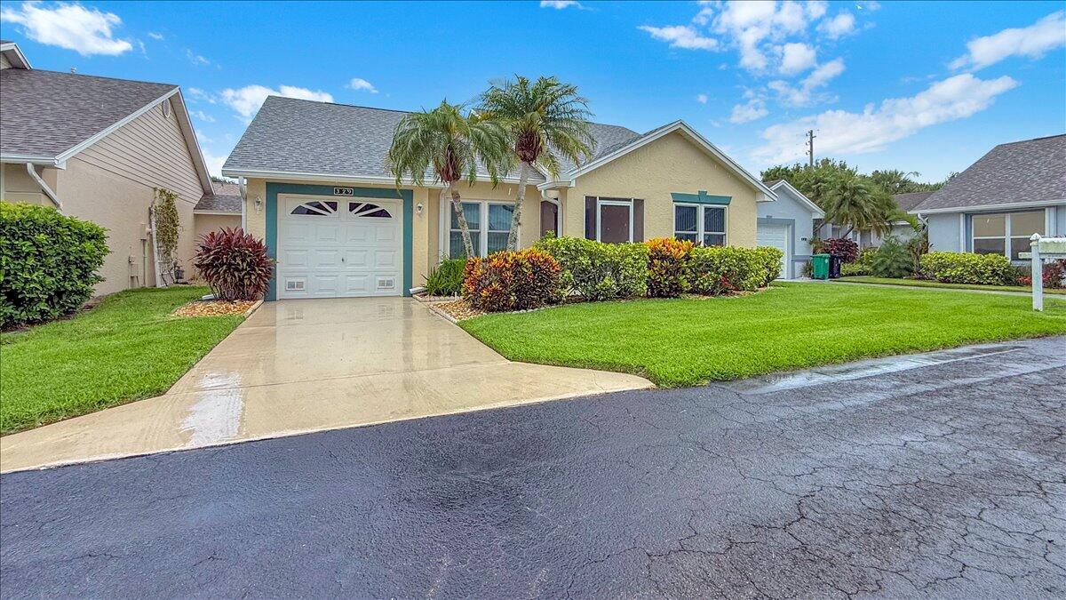 329 NW Tuscany Court, Port St. Lucie FL 34986 photo 3