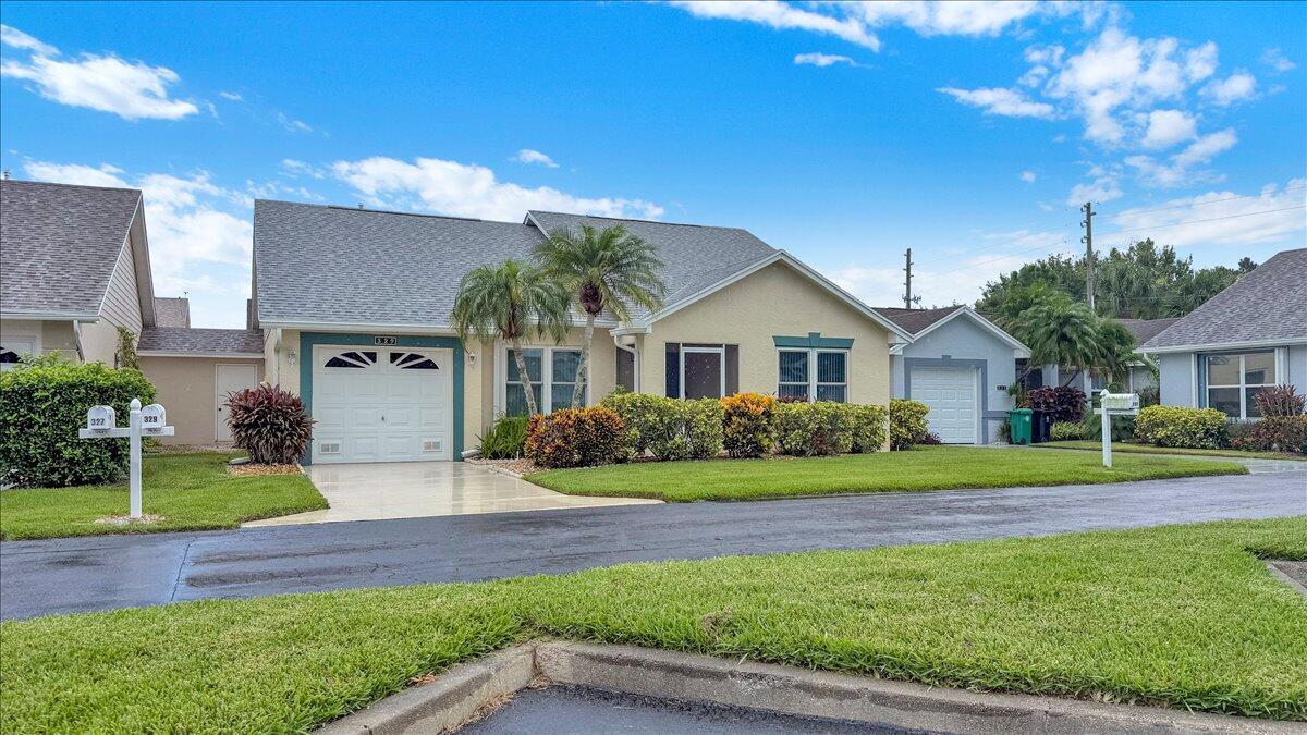 329 NW Tuscany Court, Port St. Lucie FL 34986 photo 4