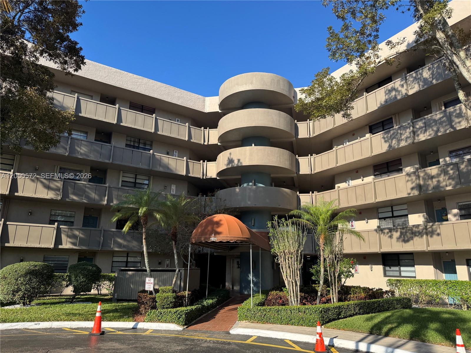 1101 Colony Point Cir # 102, Pembroke Pines FL 33026