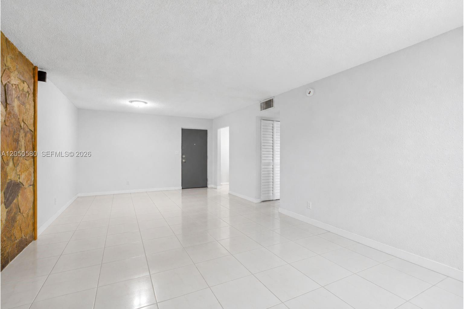 8501 NW 8th St # 105, Miami FL 33126 photo 2