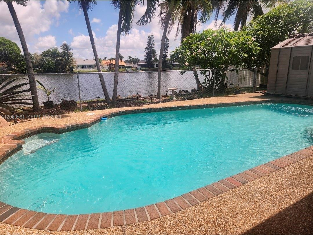 11711 NW 35th St, Sunrise FL 33323 photo 3