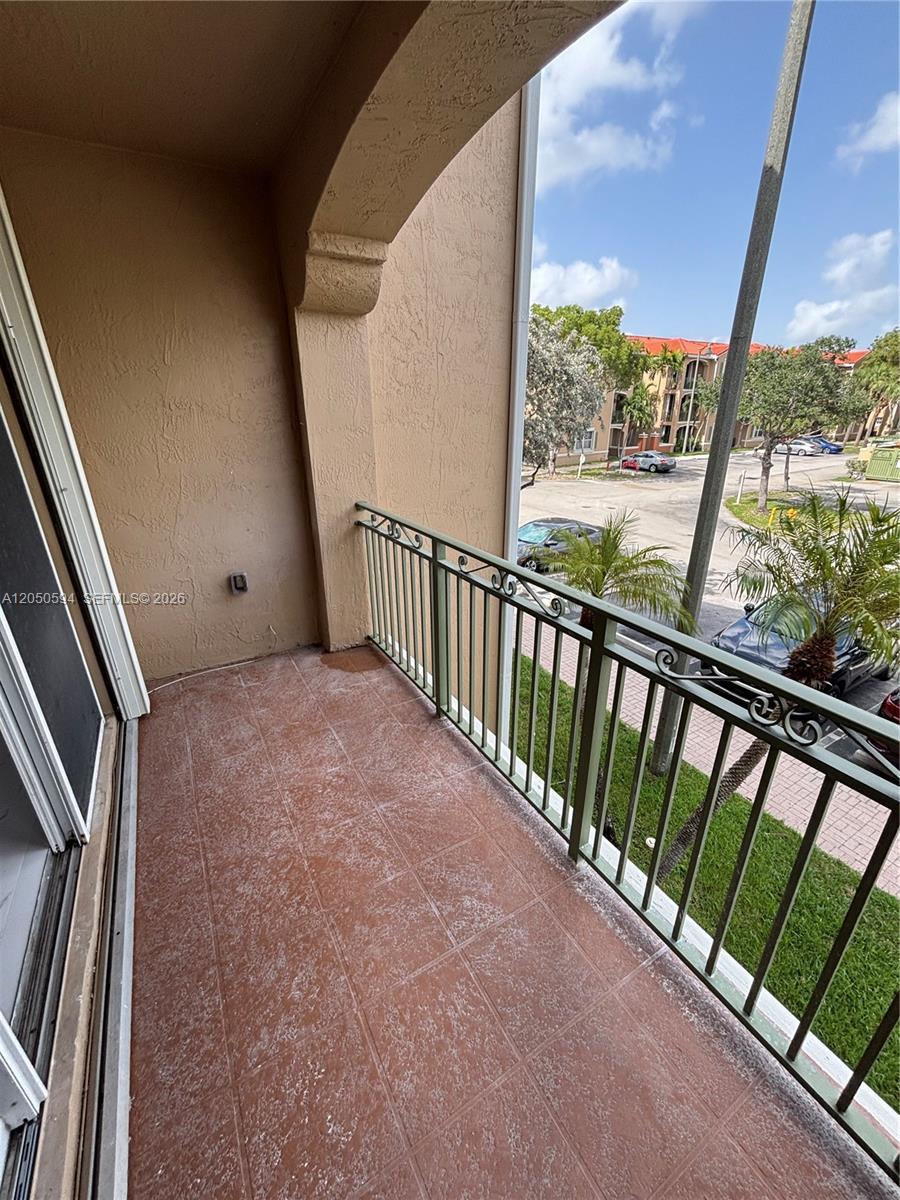 6440 NW 114th Ave # 424, Doral FL 33178 photo 4