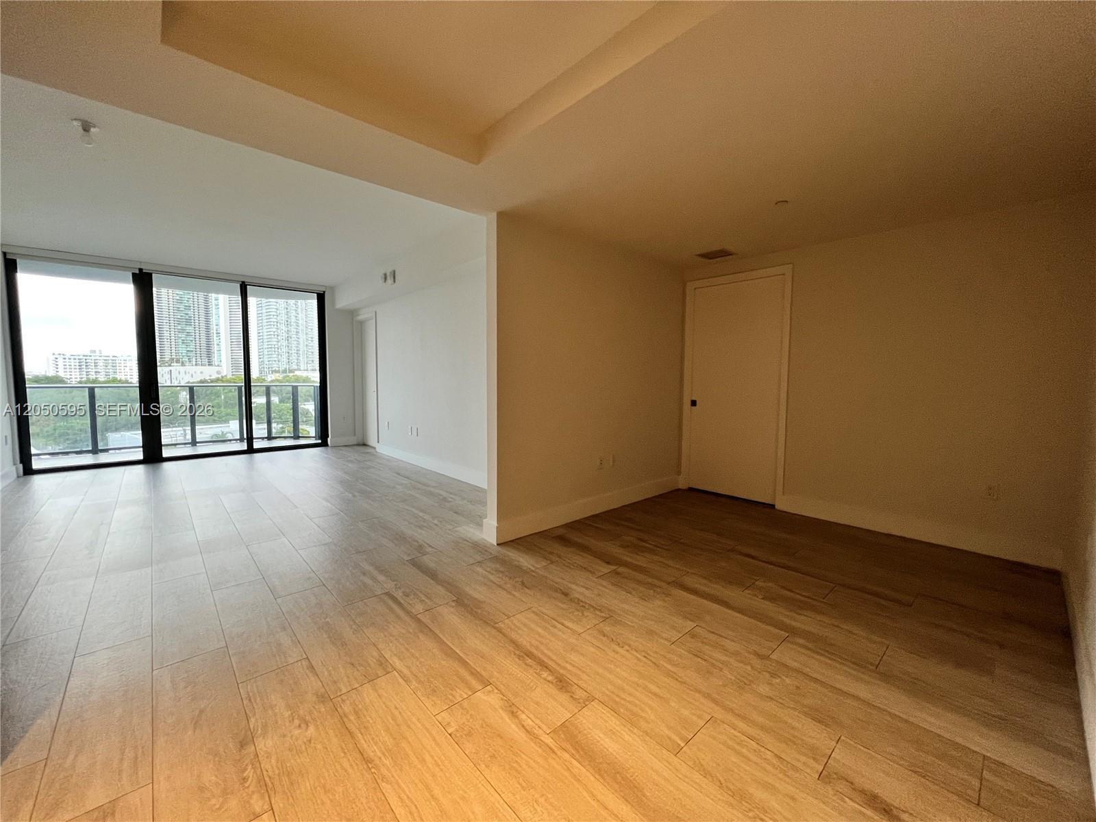 121 NE 34th St # L505, Miami FL 33137 photo 4