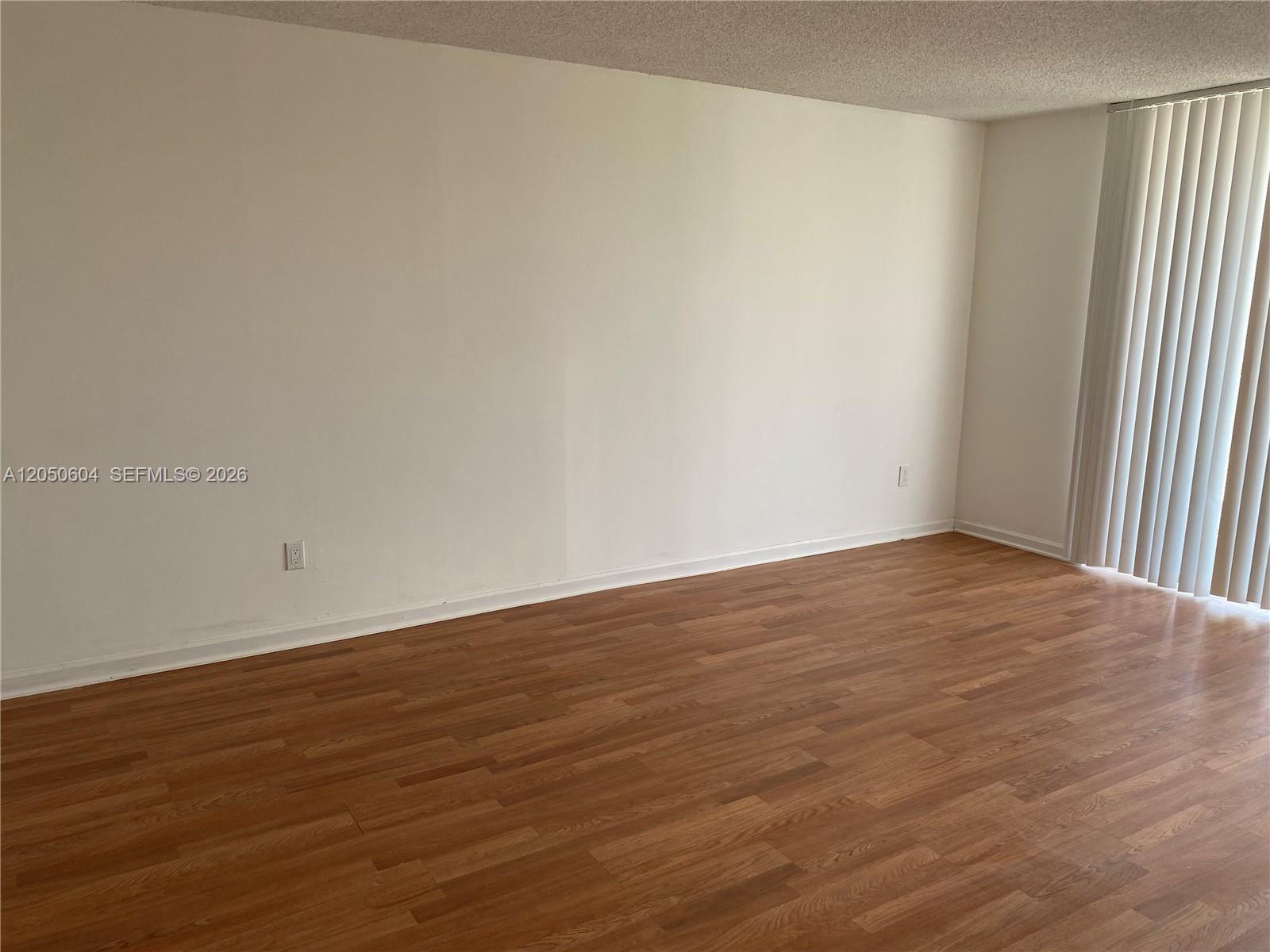 486 NW 165th St Rd # 307, Miami FL 33169 photo 3