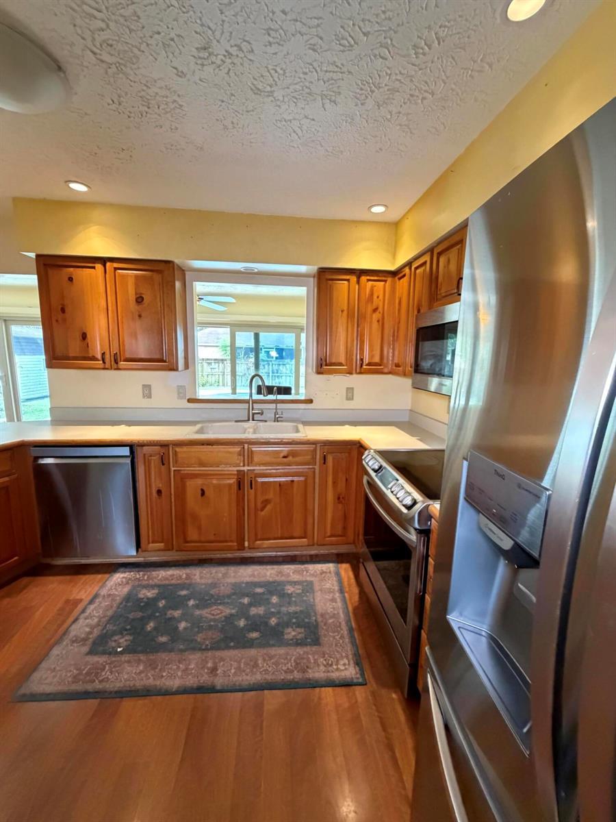 542 NW La Brea Avenue, Port St. Lucie FL 34983 photo 3