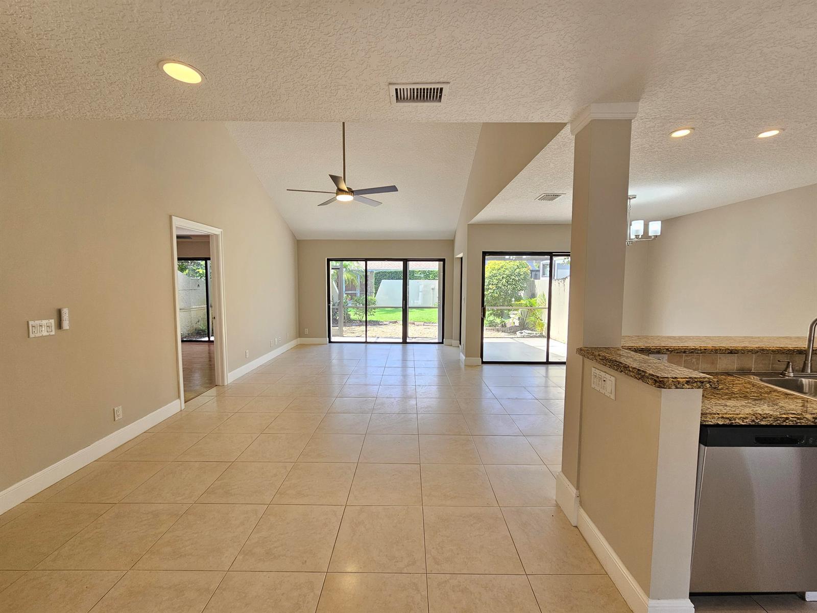 17200 Fownes Crescent, Jupiter FL 33477 photo 5