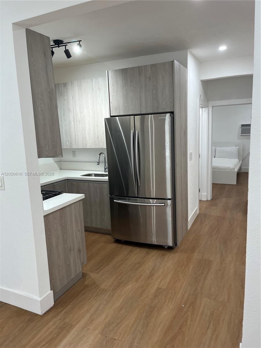 740 Michigan Ave # 2, Miami Beach FL 33139 photo 3